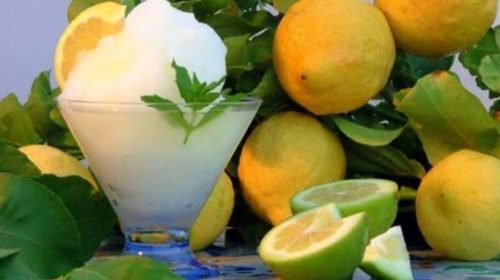 Il segreto della ricetta originale per la granita di limone siciliana