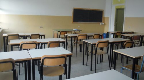 Sicilia – Poche ore di lezione, studenti e professori a luglio dovranno tornare in classe