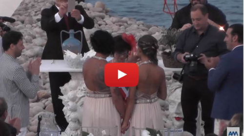 VIDEO: Tusa, il matrimonio in spiaggia di Anna e Giulia (29 e 39 anni) 🎥