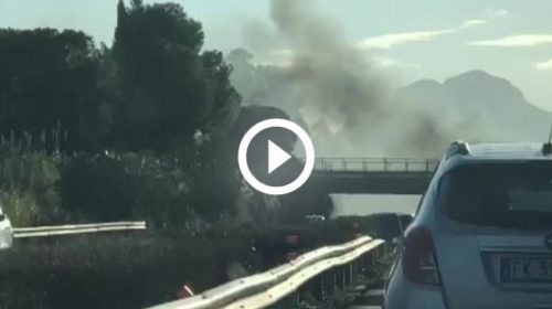Paura sull’autostrada A19: tir in fiamme dopo lo svincolo di Altavilla – IL VIDEO