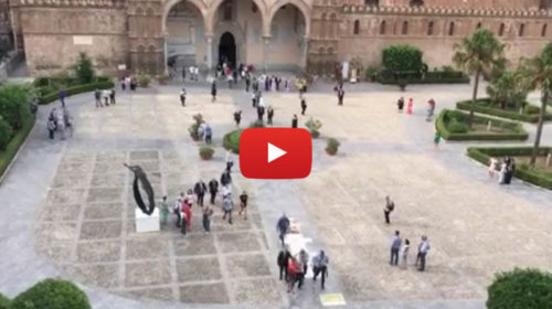 Paura in Cattedrale a Palermo, un uomo armato bloccato da polizia e carabinieri 🎥 VIDEO