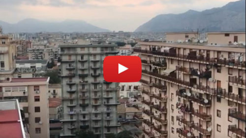 Anche Palermo contro la paura del Coronavirus canta “Azzurro” dalle finestre | IL VIDEO 📹