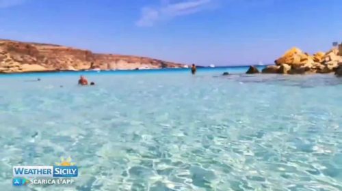 Sicilia, la meraviglia di Lampedusa: le immagini dell’Isola dei Conigli 📹 VIDEO