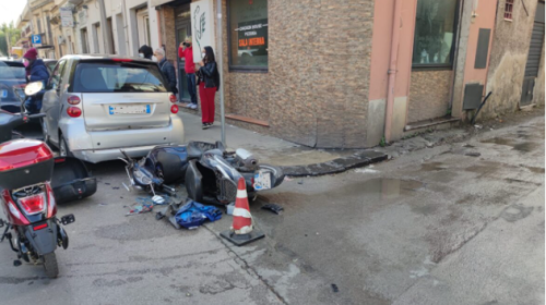 Incidente auto-moto a Pallavicino: ferito trasportato d’urgenza al pronto soccorso – LE IMMAGINI
