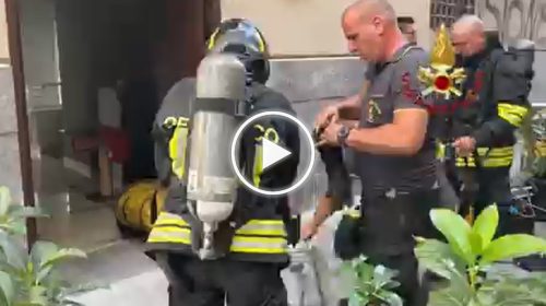 Incendio in un locale di Via Roma, va a fuoco la friggitrice: l’intervento dei Vigili del Fuoco – VIDEO 📹