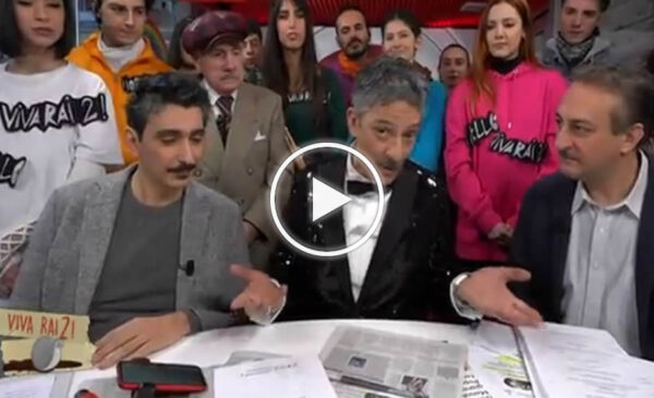 Treni lenti in Sicilia, a Viva Rai 2 Fiorello svela: “Dopo la puntata mi ha chiamato Salvini…” – IL VIDEO