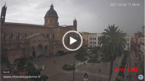 Piogge e temporali in atto su Palermo: le immagini dal centro città – VIDEO